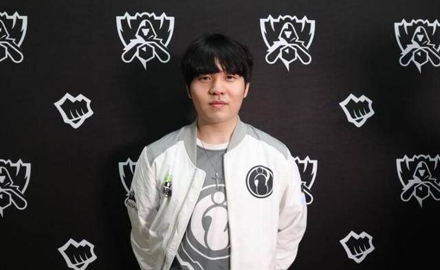 球队不仅追 球队不仅追