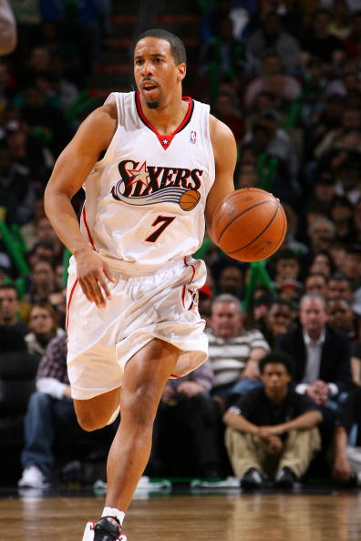 更偏向4 更偏向4