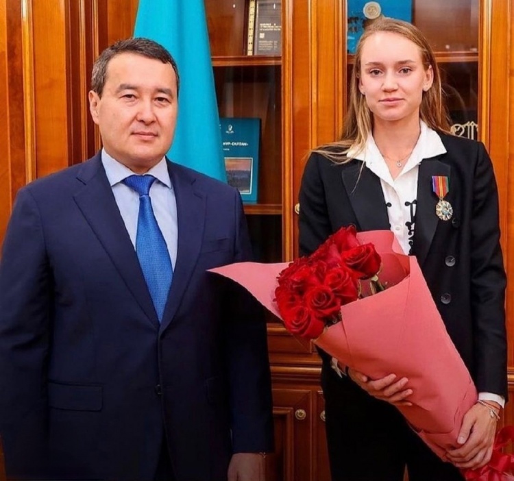 结果错过两 结果错过两